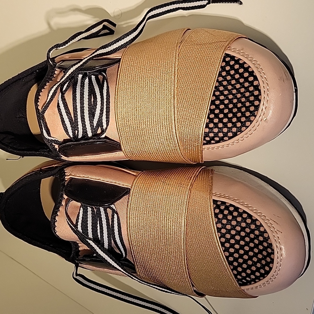 Rose gold fashion sneaker 7